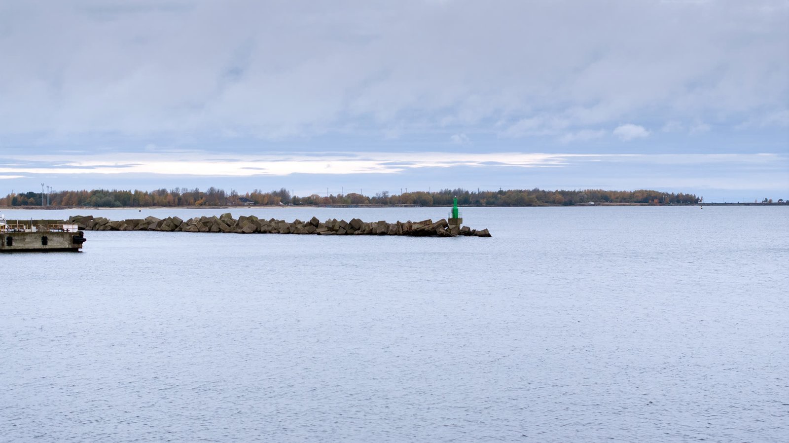 Open sea view from Aqualoft yacht deck — breakwater and horizon
